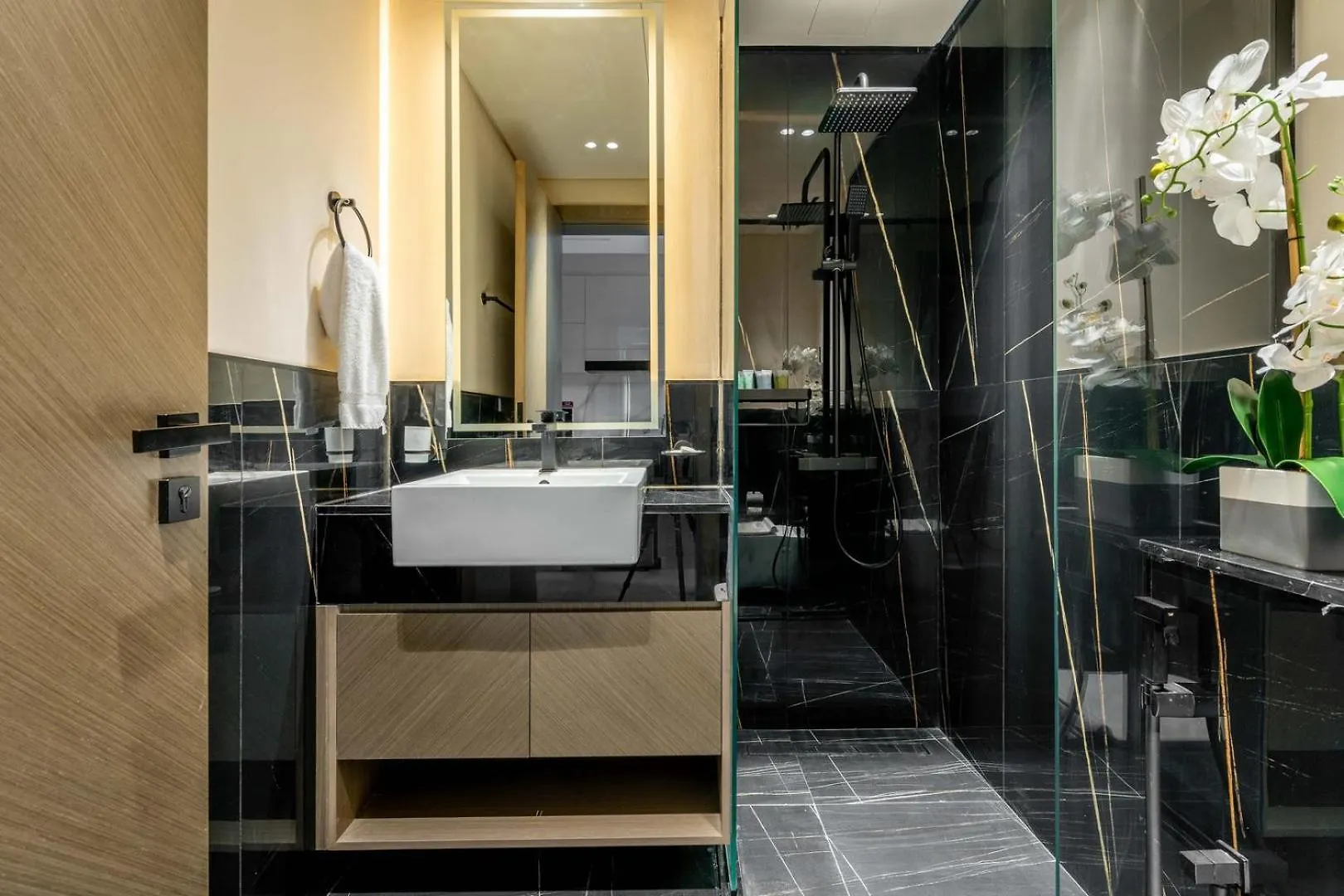 Guestready - Lux Home With Skyline View Dubai Apartment